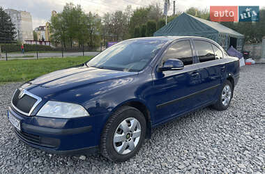 Лифтбек Skoda Octavia 2012 в Хмельницком