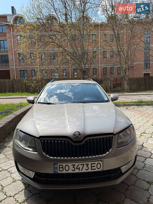 Универсал Skoda Octavia 2014 в Чорткове