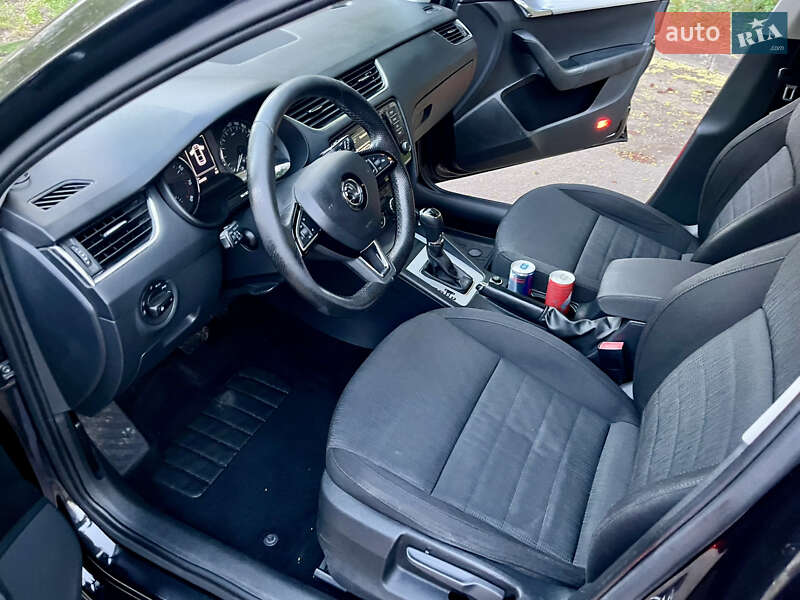 Лифтбек Skoda Octavia 2015 в Харькове