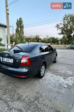 Лифтбек Skoda Octavia 2011 в 