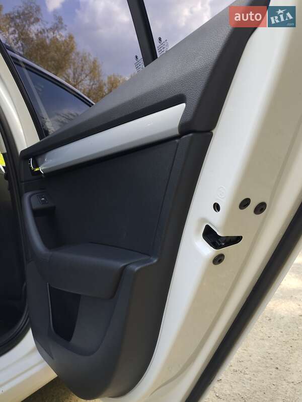 Универсал Skoda Octavia 2014 в Тернополе фото 13 Универсал Skoda Octavia 2014 в Тернополе