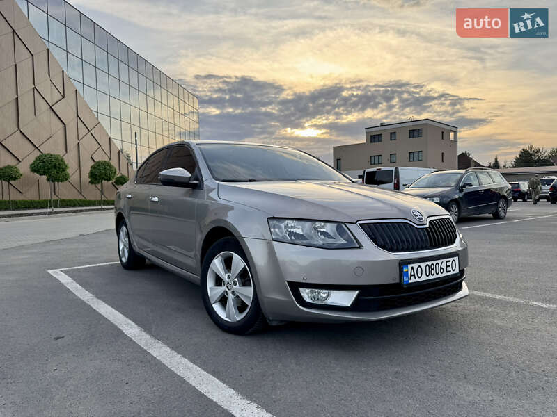 Лифтбек Skoda Octavia 2014 в 