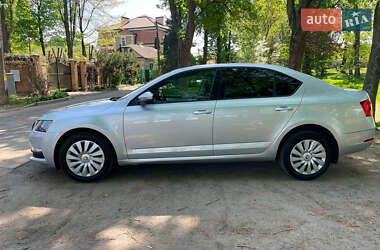 Ліфтбек Skoda Octavia 2017 в 