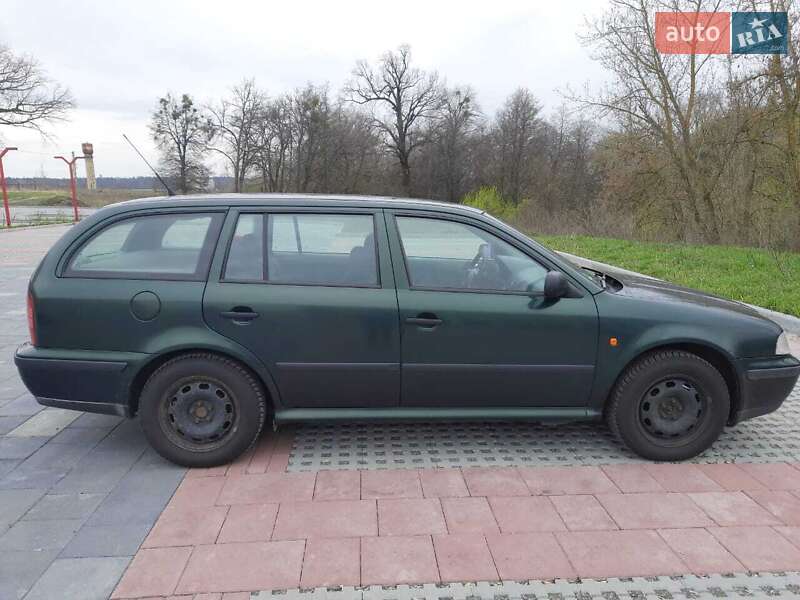Універсал Skoda Octavia 2000 в Києві