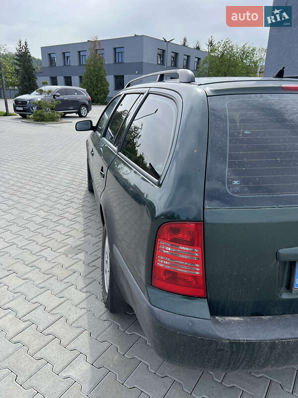 Універсал Skoda Octavia 2001 в Нижньому Студеному