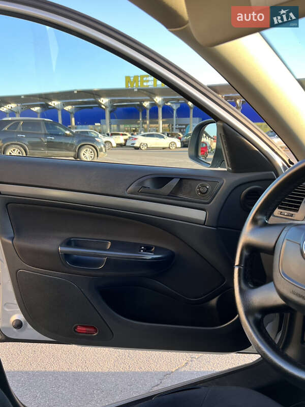 Универсал Skoda Octavia 2011 в Виннице