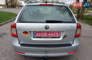 Універсал Skoda Octavia 2009 в 