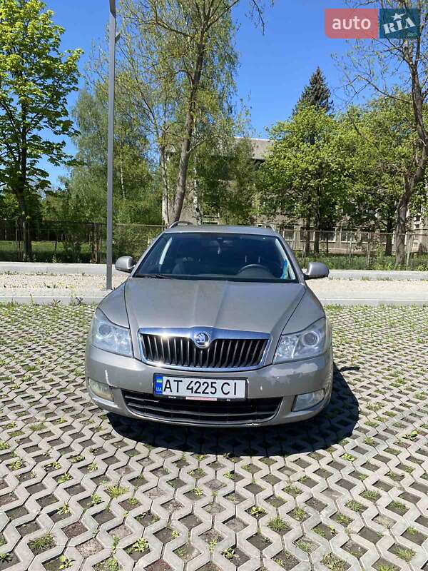 Універсал Skoda Octavia 2012 в Коломиї