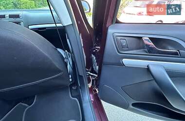 Лифтбек Skoda Octavia 2010 в 