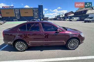 Лифтбек Skoda Octavia 2010 в 