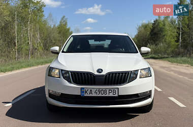 Ліфтбек Skoda Octavia 2018 в 