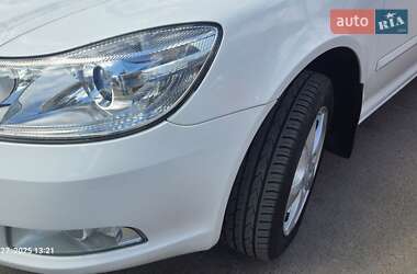 Ліфтбек Skoda Octavia 2012 в 
