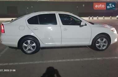 Ліфтбек Skoda Octavia 2012 в 