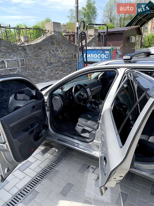 Універсал Skoda Octavia 2009 в Шепетівці