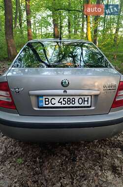Лифтбек Skoda Octavia 2009 в 
