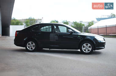 Лифтбек Skoda Octavia 2011 в 