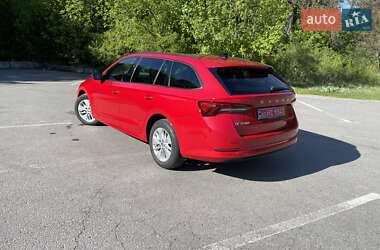 Универсал Skoda Octavia 2021 в 