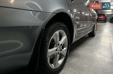 Лифтбек Skoda Octavia 2012 в 