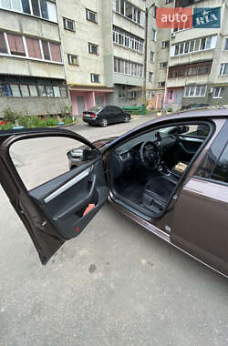 Лифтбек Skoda Octavia 2014 в 
