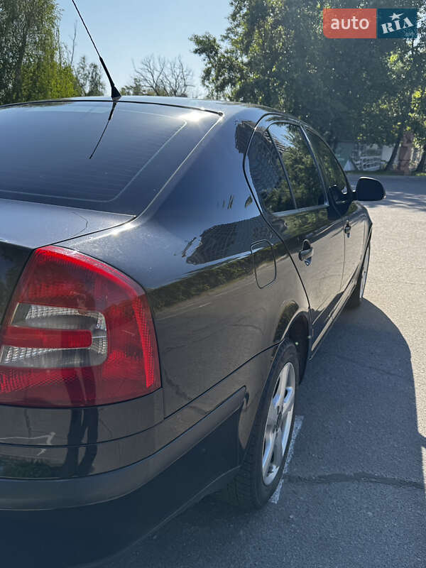 Лифтбек Skoda Octavia 2011 в Днепре