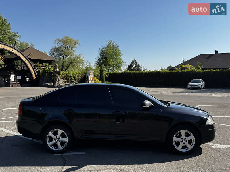Лифтбек Skoda Octavia 2011 в Днепре