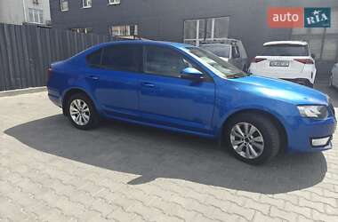 Лифтбек Skoda Octavia 2013 в 