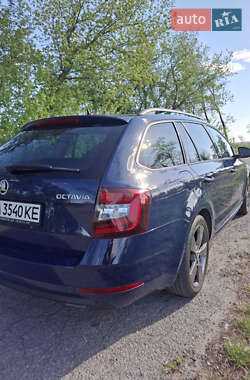 Універсал Skoda Octavia 2017 в 