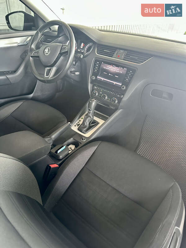 Лифтбек Skoda Octavia 2019 в Ровно