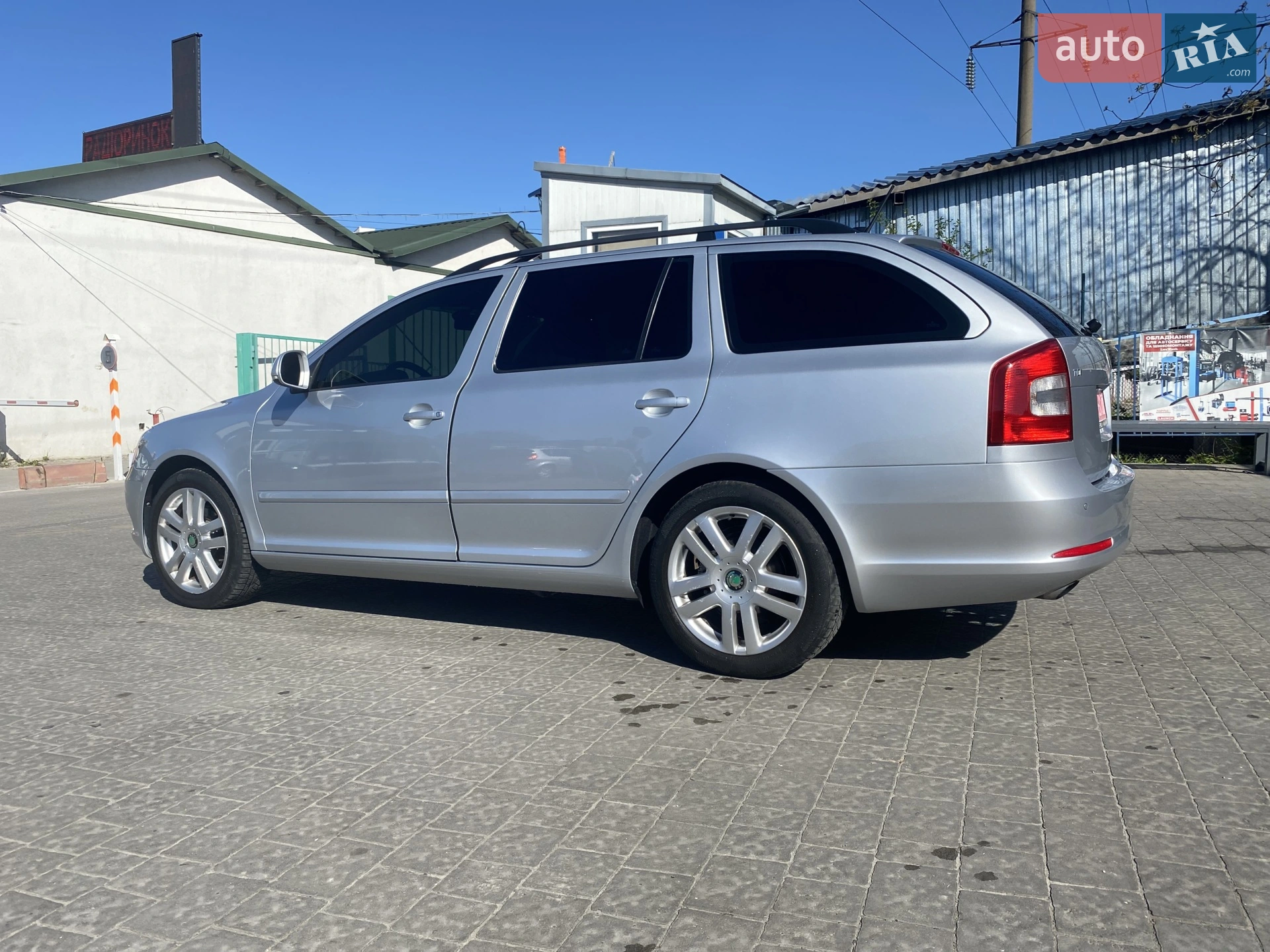 2011 Skoda Octavia - мініатюра 3