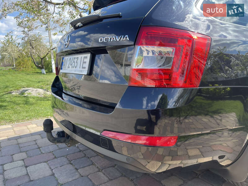 Универсал Skoda Octavia 2014 в Вишневом
