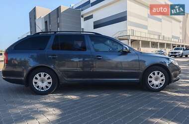 Універсал Skoda Octavia 2009 в 
