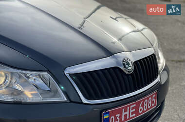 Лифтбек Skoda Octavia 2010 в 