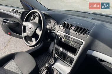 Лифтбек Skoda Octavia 2010 в 