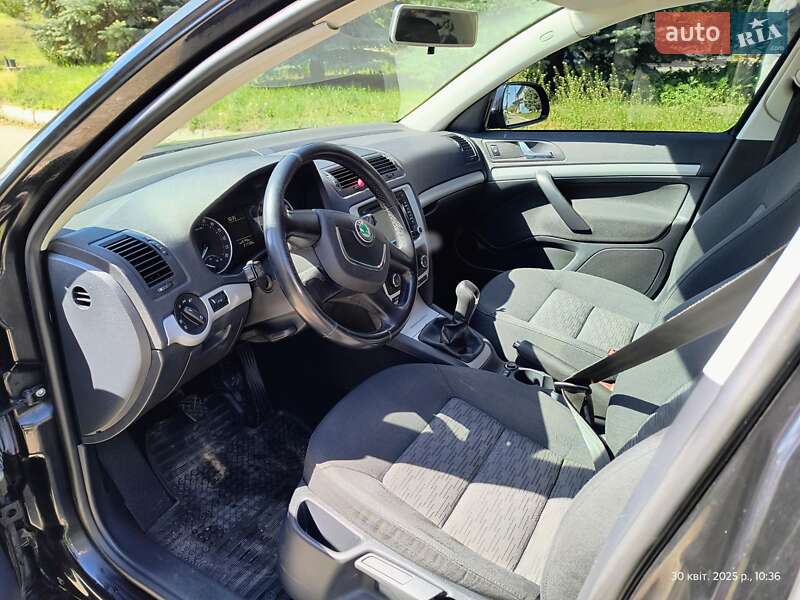 Універсал Skoda Octavia 2012 в Краснограді