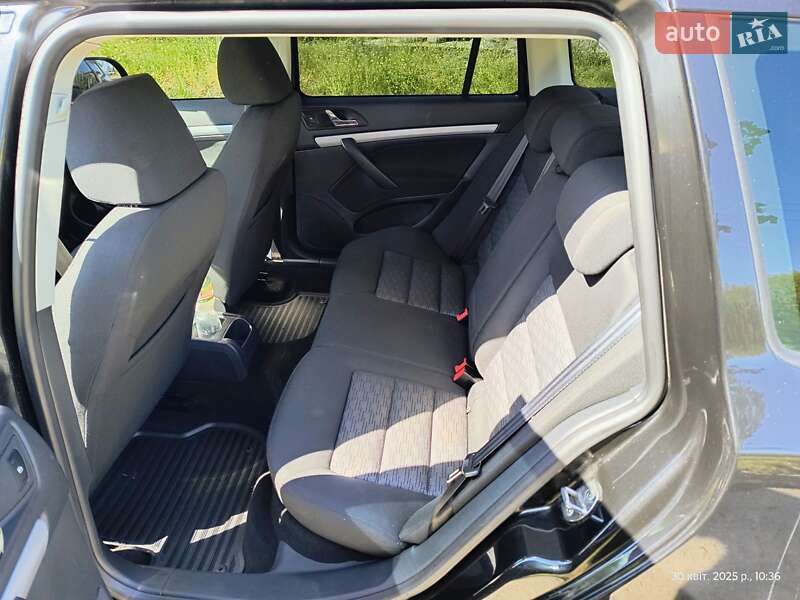 Універсал Skoda Octavia 2012 в Краснограді