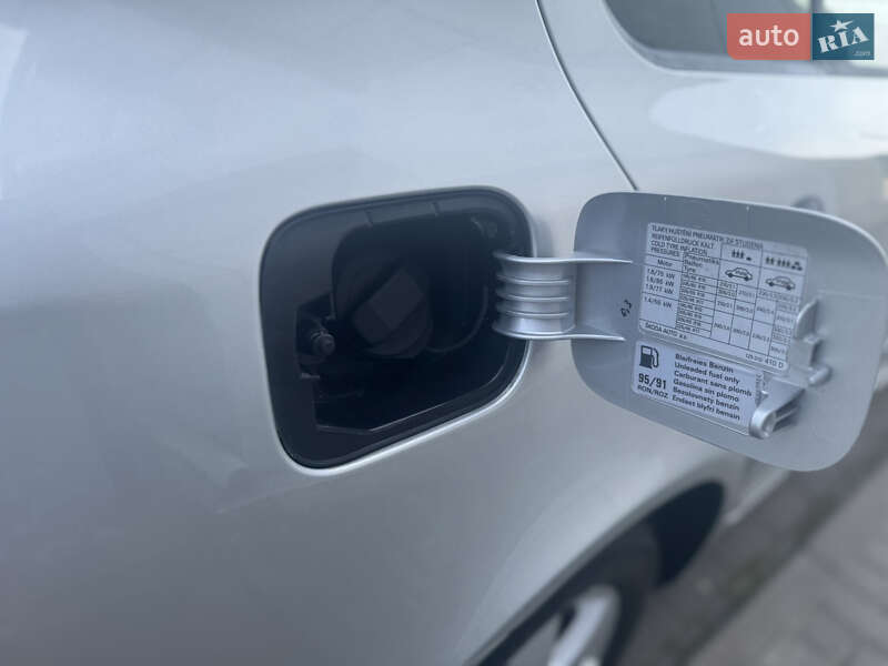 Універсал Skoda Octavia 2006 в Рівному