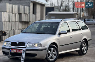Универсал Skoda Octavia 2004 в Золочеве