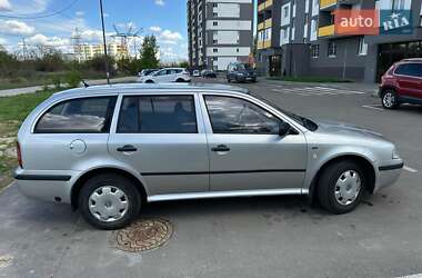 Універсал Skoda Octavia 2004 в 