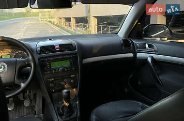 Лифтбек Skoda Octavia 2008 в 