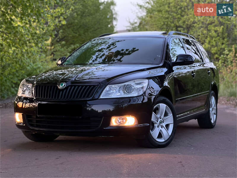 Универсал Skoda Octavia 2012 в 