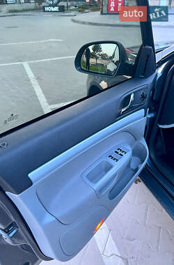 Універсал Skoda Octavia 2010 в 