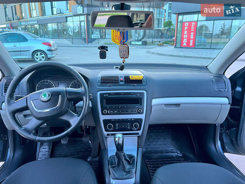 Универсал Skoda Octavia 2010 в Луцке