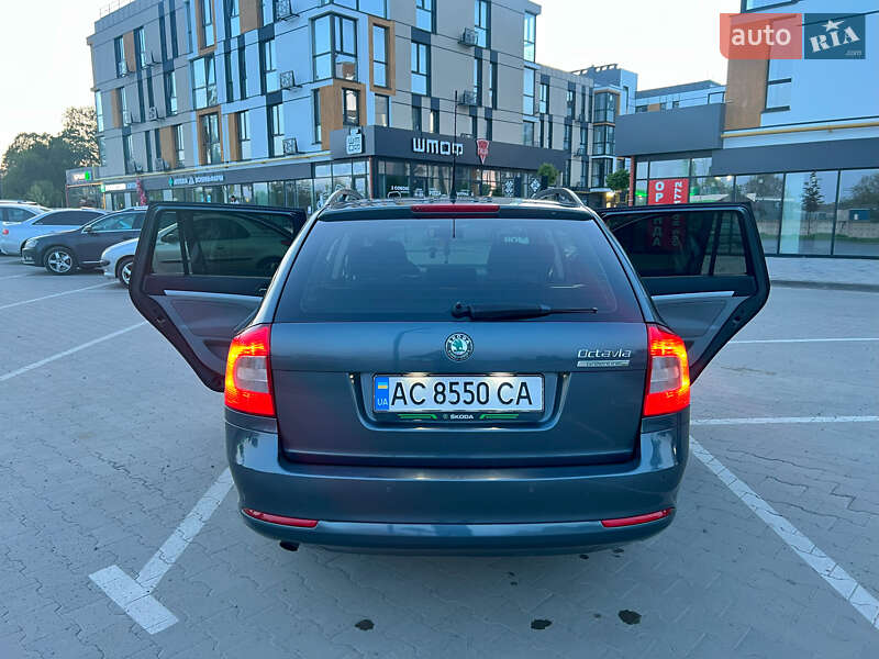 Универсал Skoda Octavia 2010 в Луцке