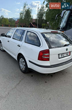 Универсал Skoda Octavia 2011 в 