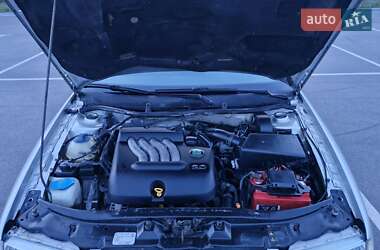 Лифтбек Skoda Octavia 2004 в 