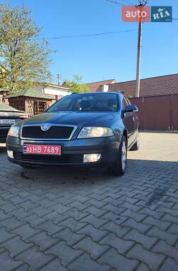 Універсал Skoda Octavia 2005 в Новоселиці