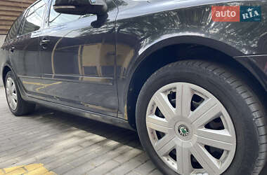 Универсал Skoda Octavia 2009 в 