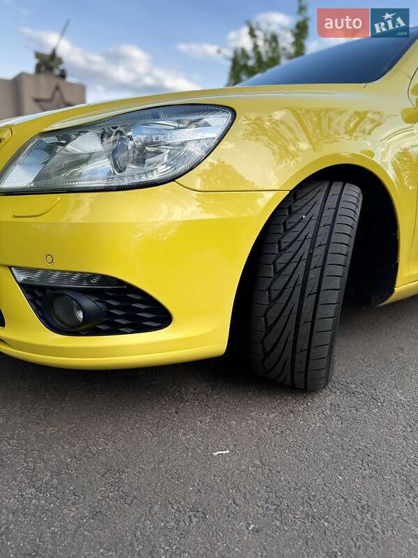 Ліфтбек Skoda Octavia 2012 в Кривому Розі