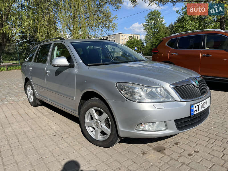 Универсал Skoda Octavia 2012 в Долине