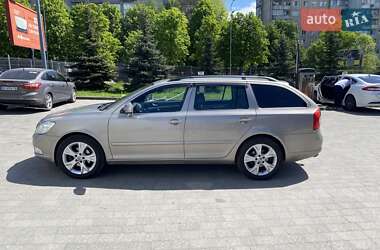 Універсал Skoda Octavia 2010 в 